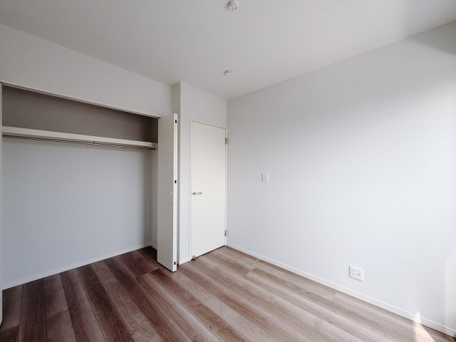 【中古戸建】高崎市江木町の洋室|■2階洋室｜子供部屋のメリットは「自立心を養うことができる」「自分で整理整頓できるようになる」そして、お子様が成長した際には「プライバシーを確保できる」といい事だらけ♪