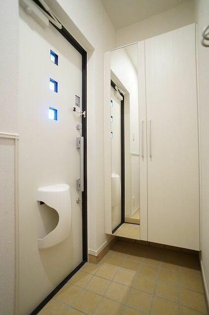 グランツＹＨ　Ⅲの玄関