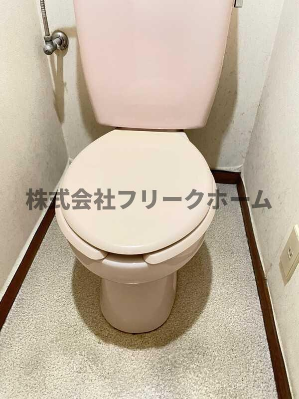 小金井市緑町４丁目の賃貸マンションのトイレ