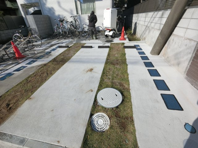 MELDIA南行徳の駐車場