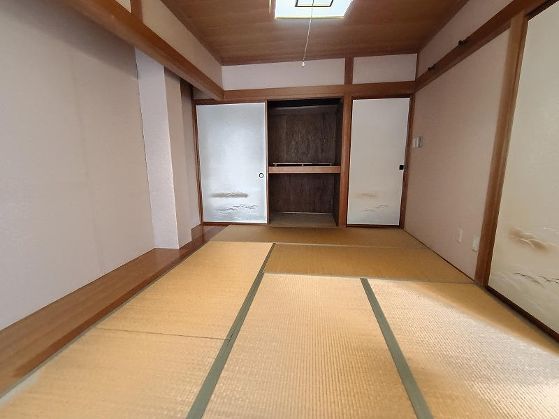 高崎市末広町中古住宅 ガレージ・エレベーター付き！の和室|現地撮影