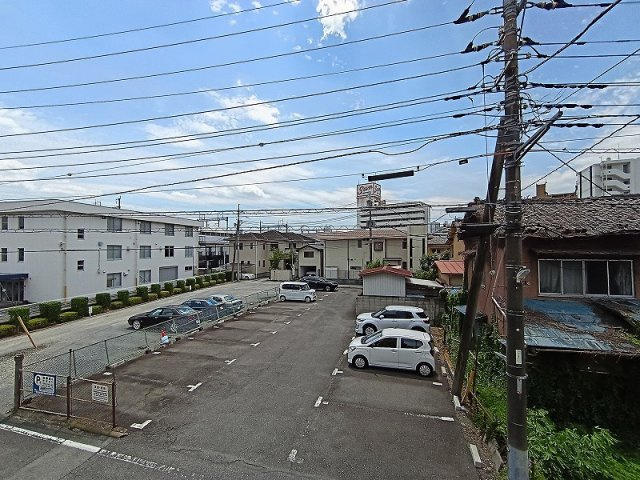 高崎市末広町中古住宅 ガレージ・エレベーター付き！の展望|現地撮影