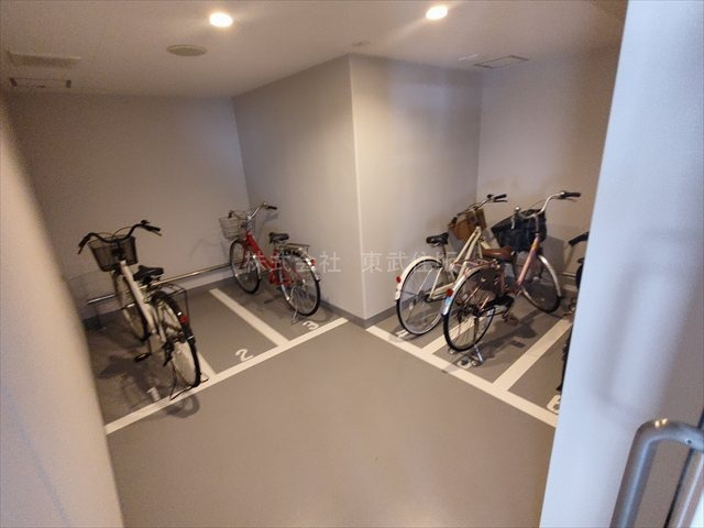 【駐輪場】の画像