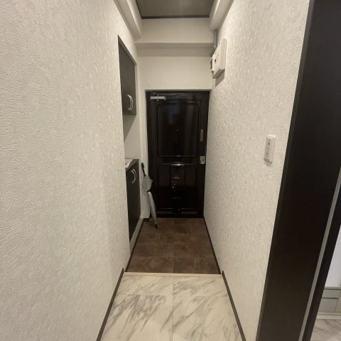 中島マンションの玄関