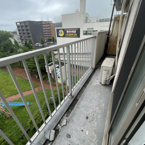 中島マンションのバルコニー