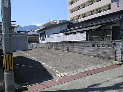 佐伯区五日市中央２丁目の外観