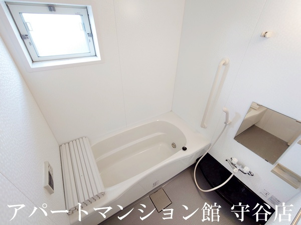 ソラーレつくばBの浴室