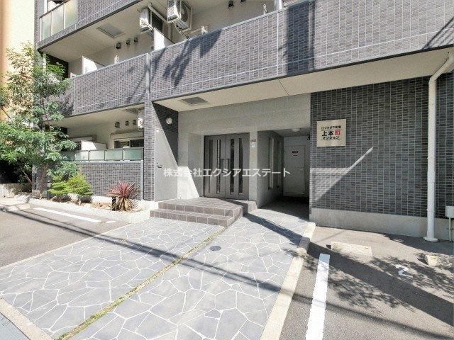 フクダ不動産上本町マンションのエントランス