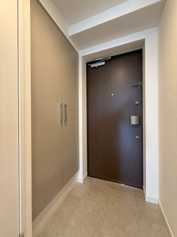 SHOKEN Residence 名古屋〈太閤通〉　名古屋市賃貸　仲介手数料無料の玄関