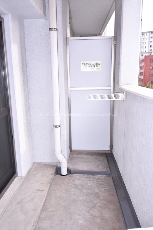 古船場タカヤコーポレーションビルのバルコニー