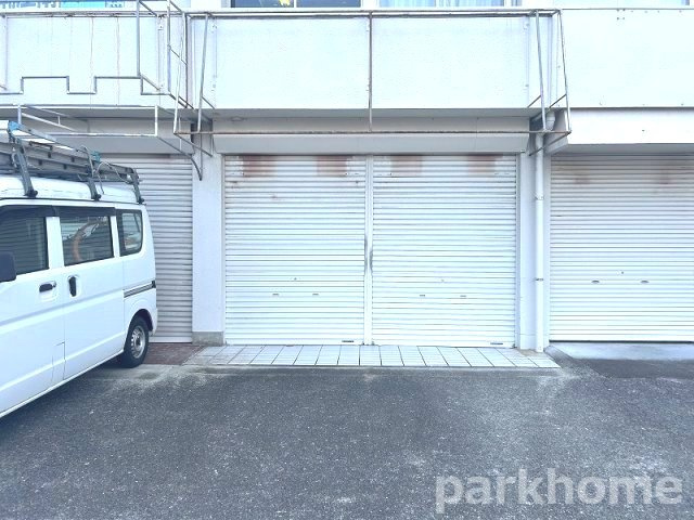第1六泉寺ビル