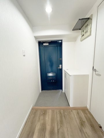 スカイコートタキモトの玄関