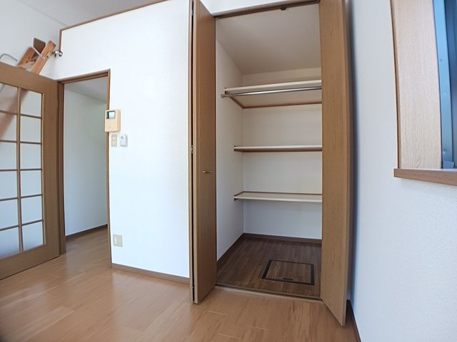 メゾン上の原の収納
