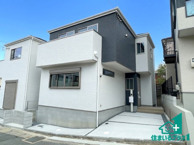 ★乙訓郡大山崎町大山崎尻江　第1期　新築一戸建ての外観|安心の10年保証！外観を美しく保ち、雨水で汚れを落とします！気になることがありましたら、お気軽にお問い合わせください！