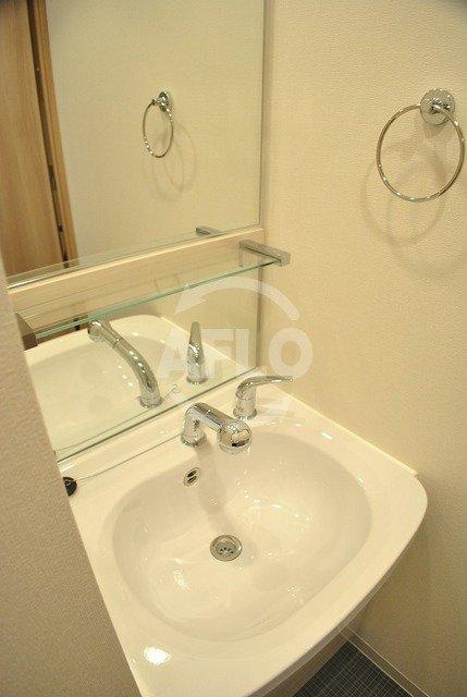 プレサンス江戸堀の独立洗面台|プレサンス江戸堀　シャンプードレッサー