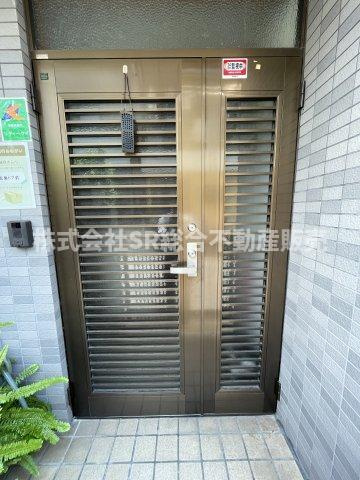 大蓮南4丁目中古戸建の玄関|リフォームプランなら弊社にお任せ！
資金面・オシャレな雰囲気・スタンダード
あなたの希望を叶えます！