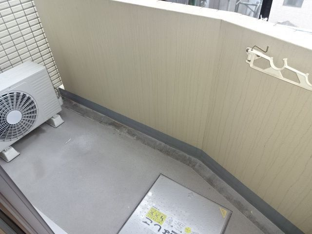 ドゥーエ西大島のバルコニー