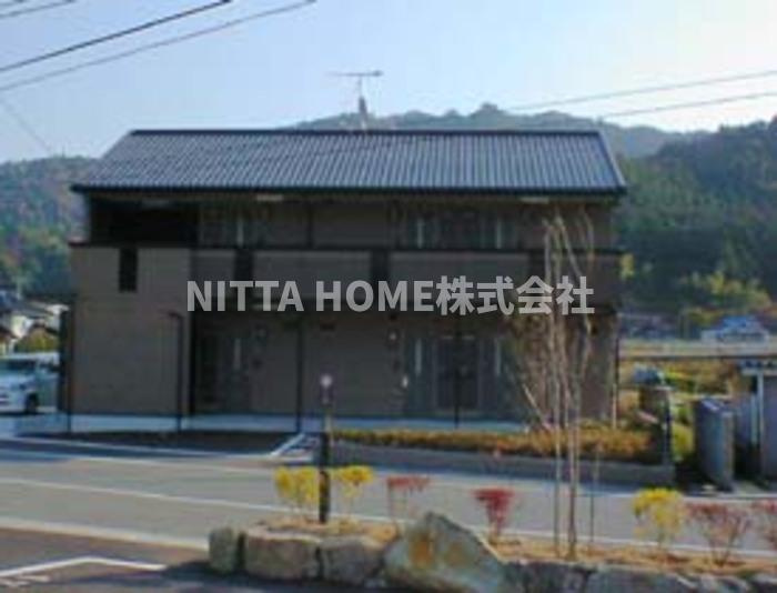 丹波市柏原町柏原のアパート