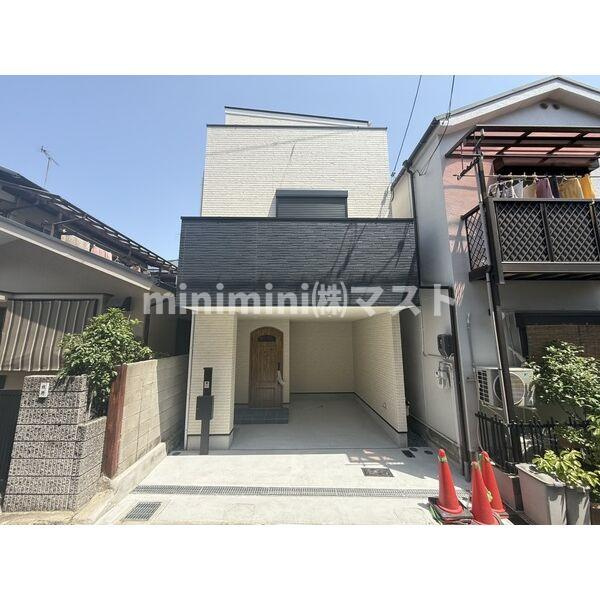 住吉1戸建のエントランス