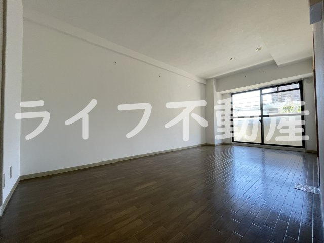 サン・ローレルの洋室|広々とした洋室です