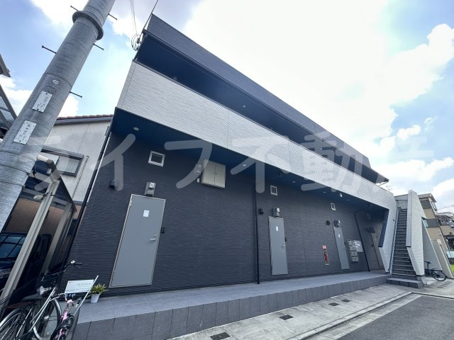 クレストヴィラ