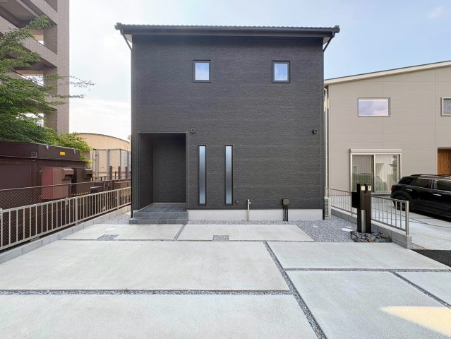 草津市青地町　築後未入居物件
