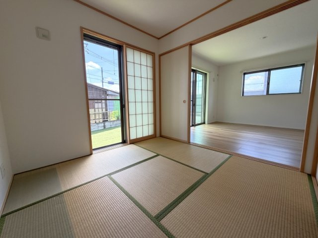 所沢市下安松 築浅 中古一戸建住宅の和室
