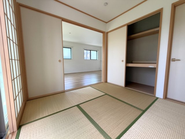 所沢市下安松 築浅 中古一戸建住宅の和室