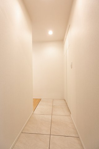 Ｊ．リヴェール学芸大学の玄関|※写真は同タイプ住戸です。