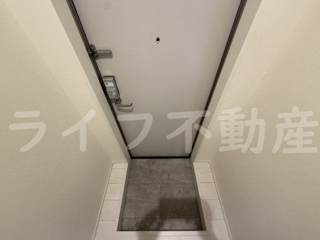 グランメゾン森ノ宮の玄関
