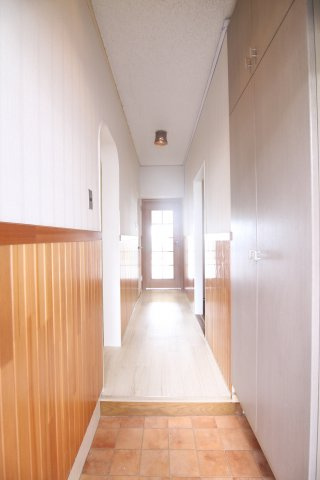 第二シーサイドパレス塩屋の玄関