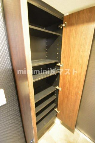 ルラーシェ難波の収納|別部屋参考写真