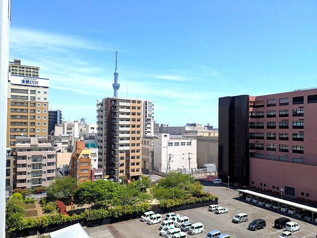 オーキッドレジデンス蔵前Ⅱの設備|9F、共用廊下からスカイツリー隅田川花火見えます