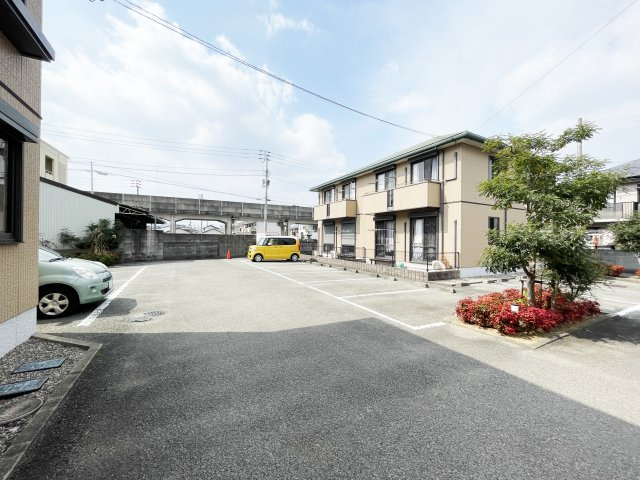 シャーメゾン　ブルーム　Ⅱの駐車場