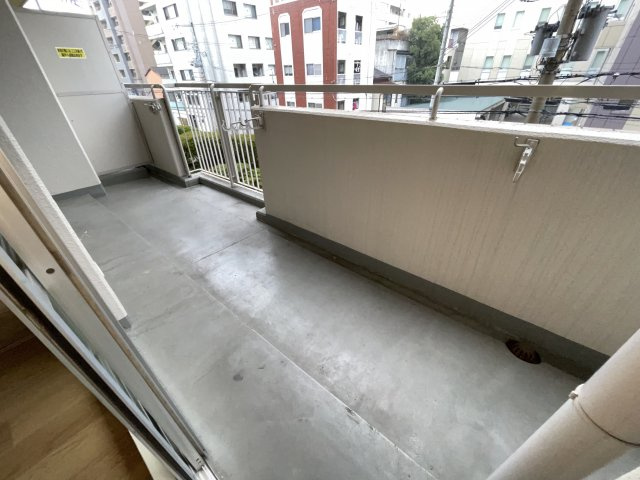 アーデンコート西長堀のバルコニー