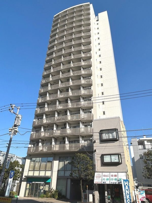 プライムアーバン西大島の外観