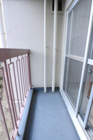 多聞台ビルのバルコニー