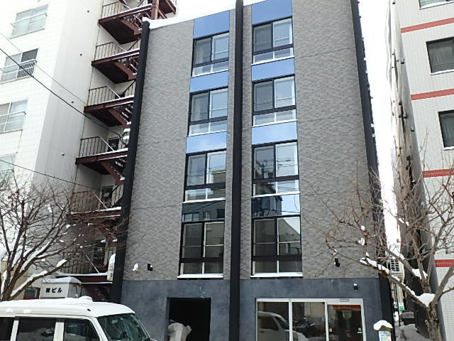 ＬＵＭＩＣ本郷通