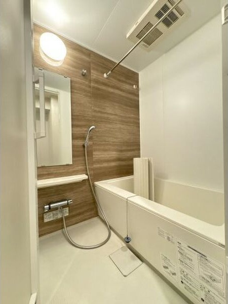 The 9th Residence Sakae Sideの浴室|広々使えるお風呂です