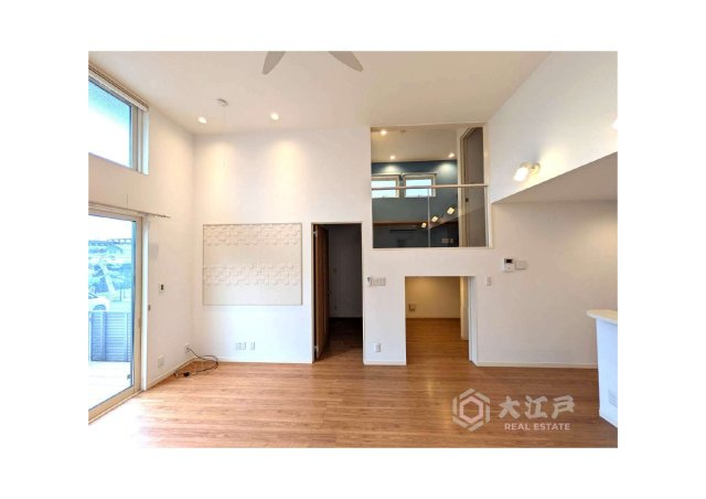 練馬区大泉町４丁目中古戸建　長期優良認定住宅の居間・リビング