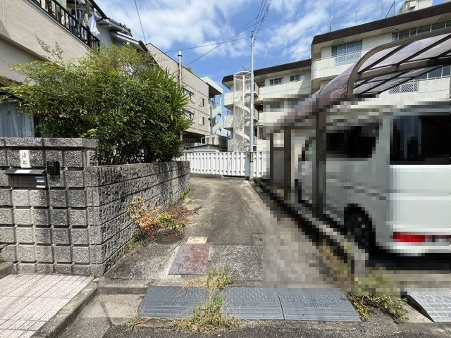 今井貸家の駐車場