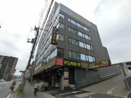 ＩＳＩＩビルの外観