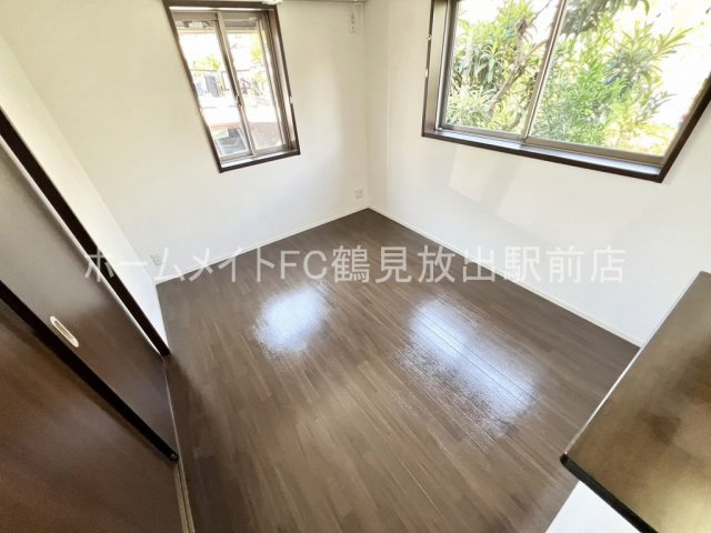 東大阪市稲田本町２丁目のハイツの居間・リビング