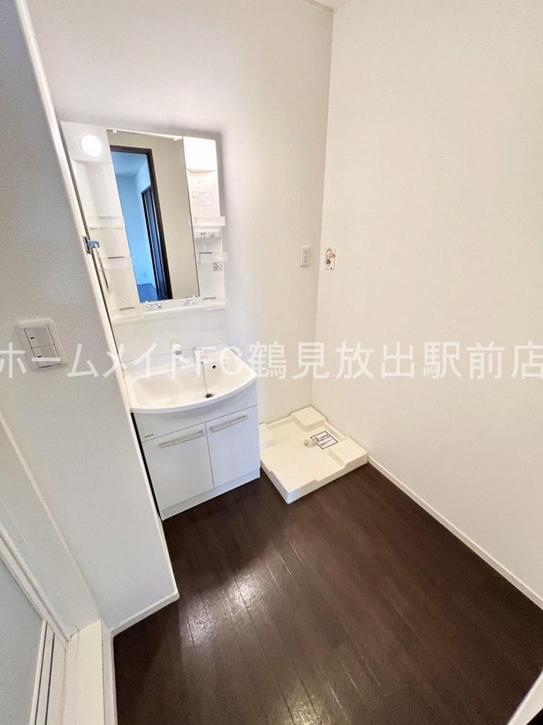東大阪市稲田本町２丁目のハイツの洗面所