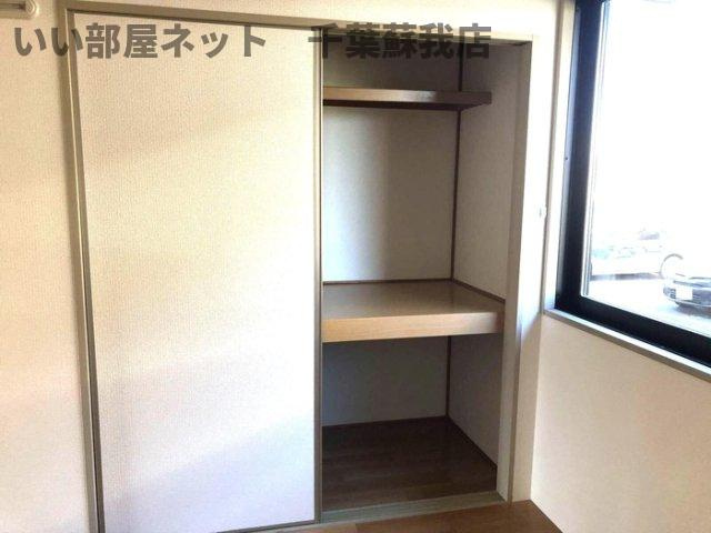 メゾンドォ渕谷　Ｂの収納|こまごまとしたものを収納できそうですね