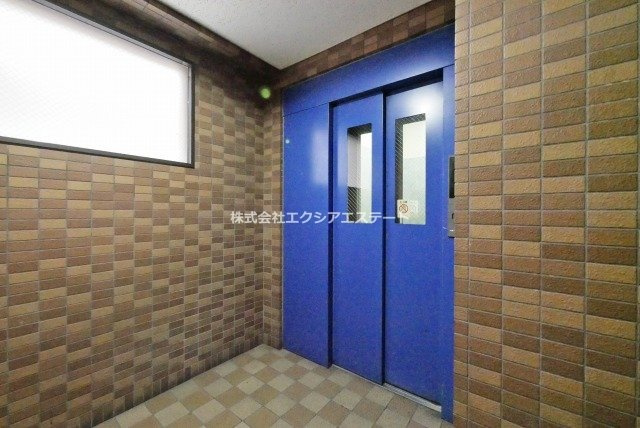 フロレスコ昭和町のロビー