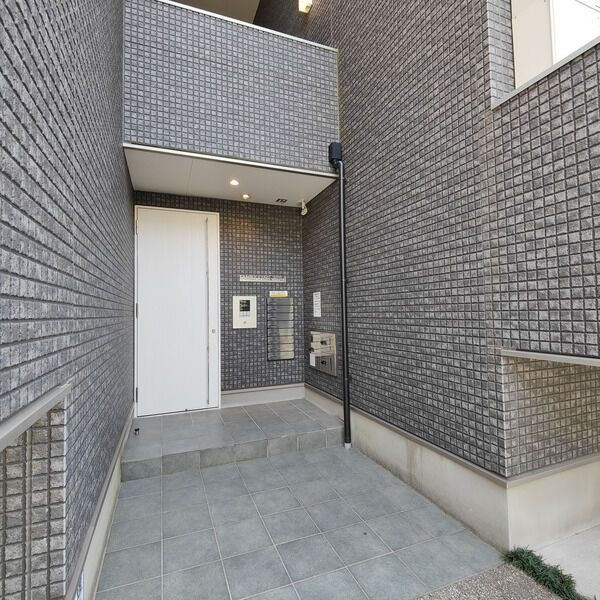 FAMILY STAGE川名Ⅱのエントランス
