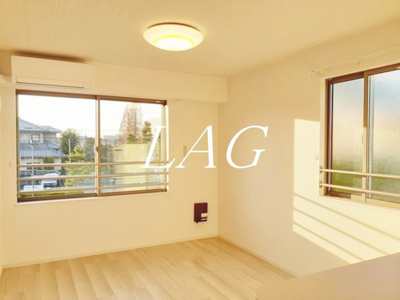 【居間・リビング】 | ポンド　フィールド | 洋室のお部屋です。