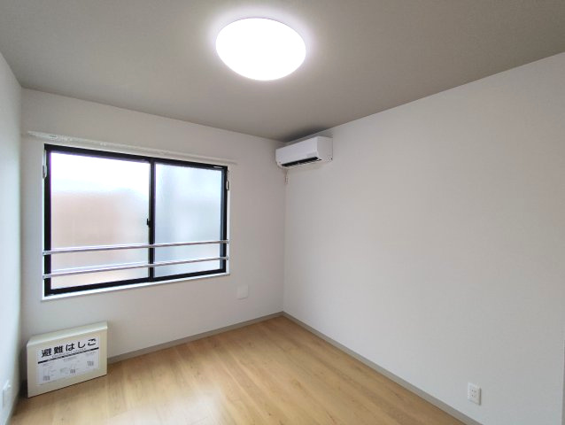 エアフォルク新小岩の洋室