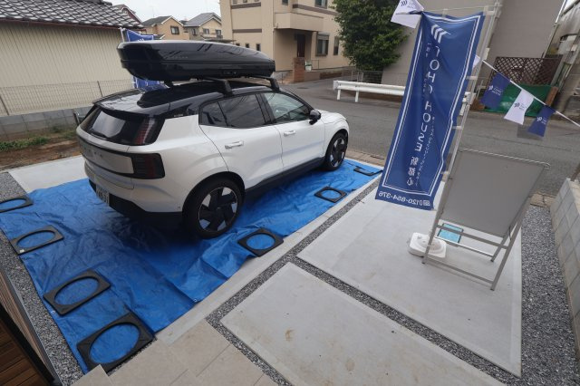 《仲介手数料無料》上尾市本町２丁目8-21新築一戸建てケイアイグレイスの駐車場